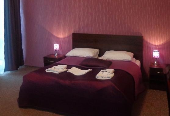 Hotel & Restauracja Euforia ガルボリン エクステリア 写真